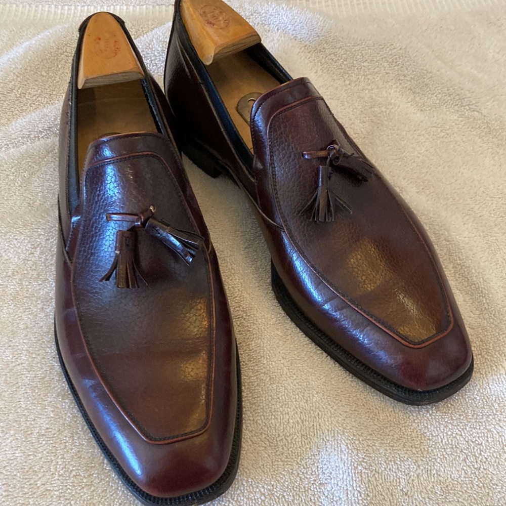 Johnston and Murphy slip on loafer ox blood.